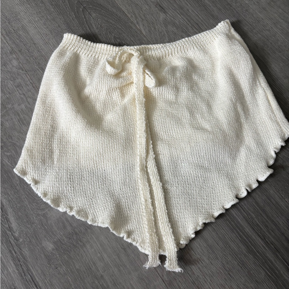 SHEIN Cream Knit Crop Top